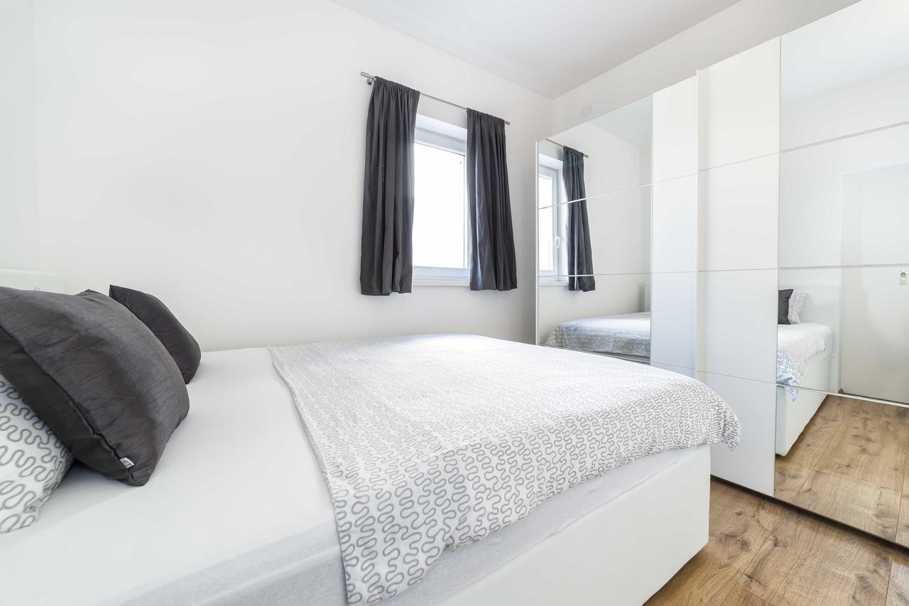 Apartments Tonka Centar Водице Экстерьер фото